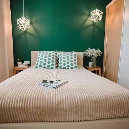 W&k - - Faktura Vat, Parking W Garazu, Blisko Dworca I Centrum, Netflix Koszalin