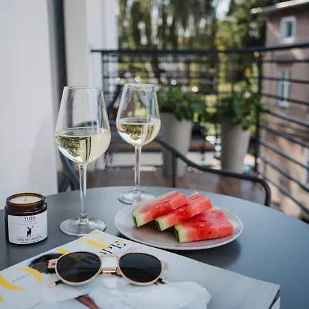 W&k - - Faktura Vat, Parking W Garazu, Blisko Dworca I Centrum, Netflix Appartement