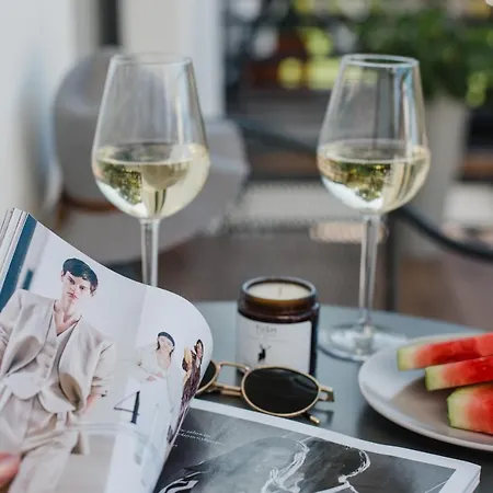 W&k - - Faktura Vat, Parking W Garazu, Blisko Dworca I Centrum, Netflix * Koszalin