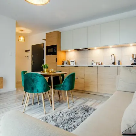 W&k - - Faktura Vat, Parking W Garazu, Blisko Dworca I Centrum, Netflix Appartement *